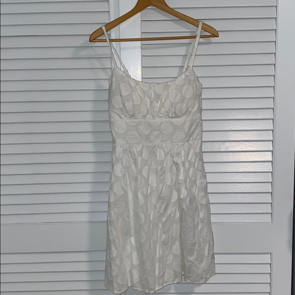 White Polka Dot B. Smart Dress Size: 10, Like New!